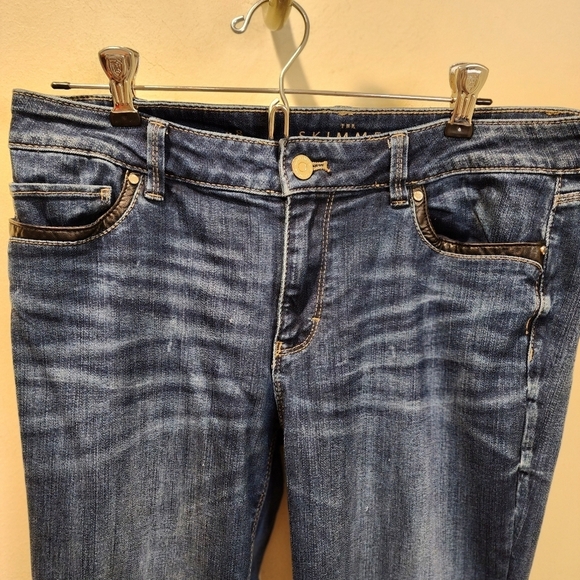 WHBM The Skimmer Washed blue skinny Jeans size 8 - Picture 4 of 11
